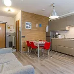 Aleph With Private Parking, Next Train Station Appartamento